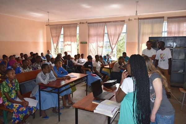 Make Her Smile event organized by YDO Tanzania, Future Team  Tanzania and Dar Es Salaam Peace Club