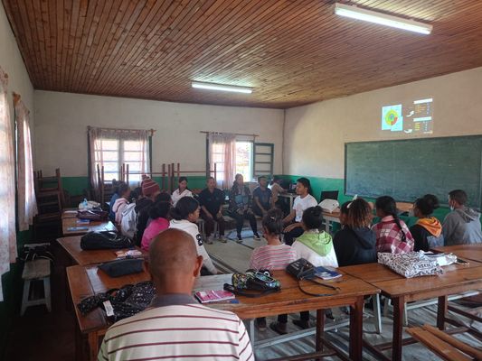 Stress management training for first responders