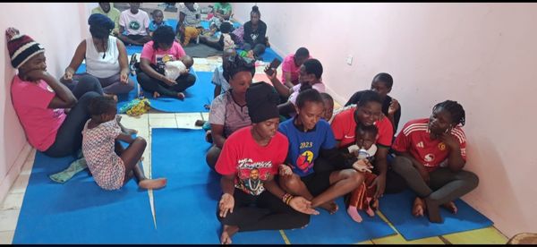 Kariobangi youths yoga and meditation .